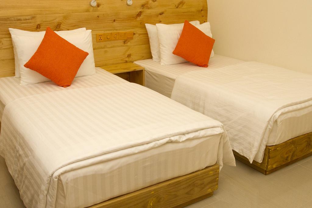 Alaka At Maafushi Hotel Ngoại thất bức ảnh