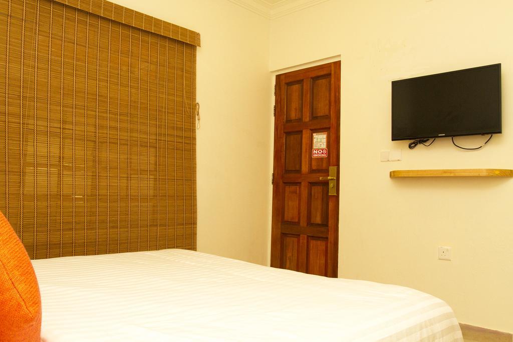 Alaka At Maafushi Hotel Ngoại thất bức ảnh