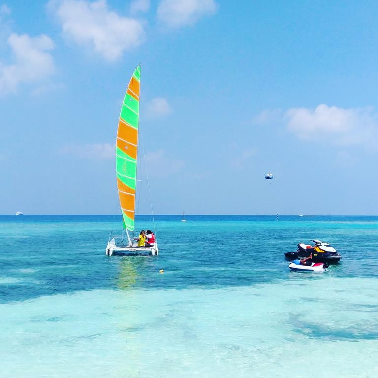 Alaka At Maafushi Hotel Ngoại thất bức ảnh